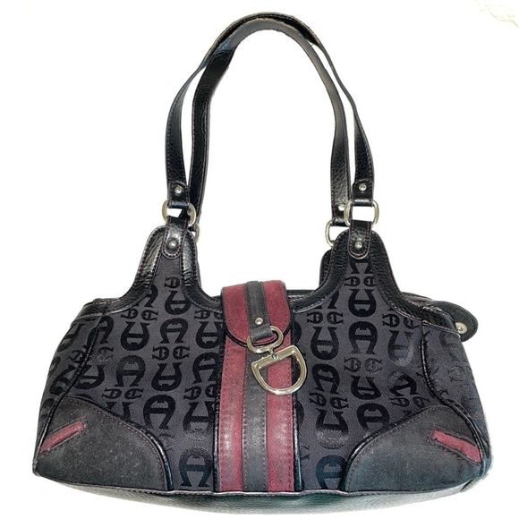 Etienne Aigner leather
 purse w/zipper and magnetic latch closure. 3 sections - Picture 1 of 16